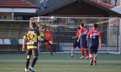 LİVA İNŞAAT, ESNAF 14 TAKIMINI 4-1’LİK SKORLA GEÇTİ