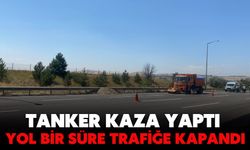 Tanker kaza yaptı Yol bir süre trafiğe kapandı