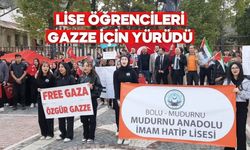 LİSE ÖĞRENCİLERİ GAZZE İÇİN YÜRÜDÜ