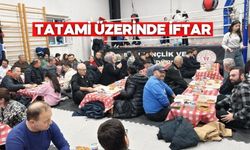Bolu’da Ramazan Sofrası Bu Kez Spor Salonunda Kuruldu
