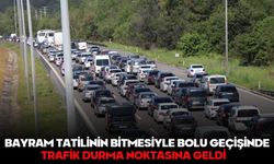 Bayram tatilinin bitmesiyle Bolu geçişinde trafik durma noktasına geldi