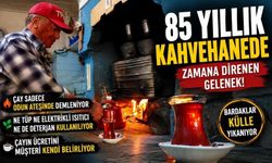 Bolu’daki Tarihi Kahvehanede Çay Hâlâ Odun Ateşinde Demleniyor