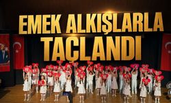 Bolu Mehmet Akif Ersoy İlkokulu'ndan Unutulmaz Yıl Sonu Gösterisi
