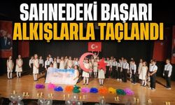 Bolu Mehmet Akif Ersoy İlköğretim Okulu Öğrencileri Sahnede Büyüledi