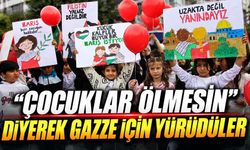 Bolu’da Gazze İçin Balonlar Gökyüzüne Bırakıldı