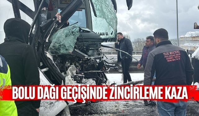 BOLU DAĞI GEÇİŞİNDE ZİNCİRLEME KAZA: 10 YARALI