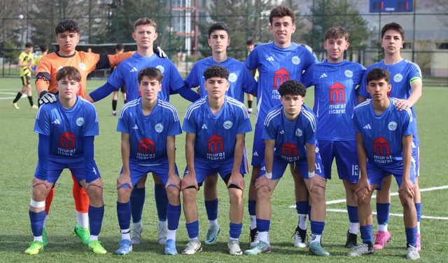KIB­RIS­CIKS­POR FAR­KI AÇ­TI, MAÇ YA­RI­DA KAL­DI: 13-0