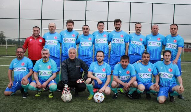 Veteranlar Futbol Turnuvasında Özka Mühendislik, Eski Alem’i 6-2 Geçti