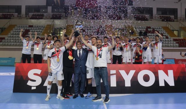 Bolulu sporcular tarih yazdı!