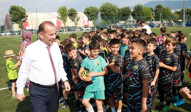 17 TEMMUZ MİNİKLER FUTBOL ŞENLİĞİ