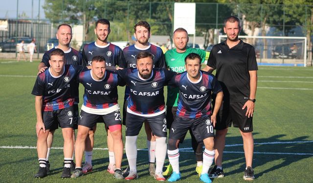 B GRUBU LİDERİ AVŞAR KÖYÜ FARKLI KAZANDI