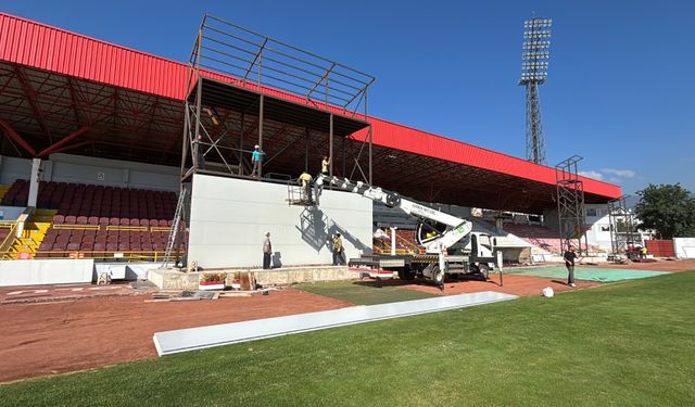 BOLU ATATÜRK STADYUMU’NDA HUMMALI ÇALIŞMA