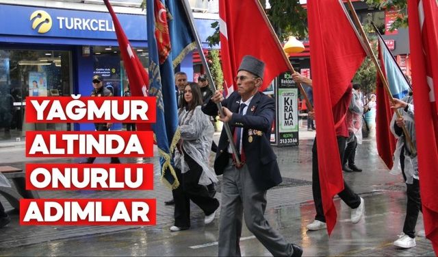 Bolu’da Gaziler Günü Töreni: Yağmur Altında Onurlu Adımlar