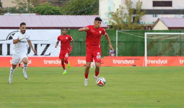 GENÇ YETENEK ARDA IŞIK, MANİSA FK MAÇINDA ALKIŞ TOPLADI