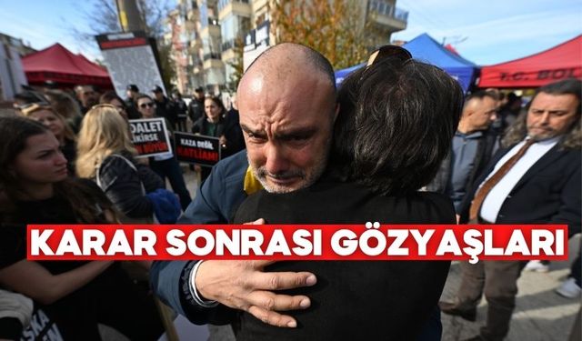 Karar Sonrası Gözyaşları: Aileler Birbirine Sarıldı
