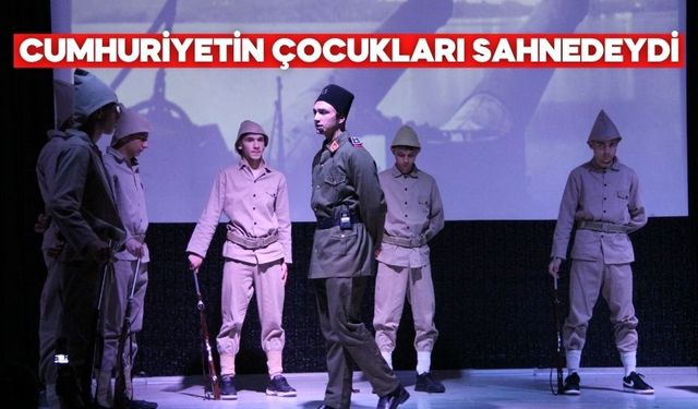 Bolu’da 10 Kasım Anma Etkinliğinde Atatürk’ün Hayatı Sahnede Yeniden Canlandı