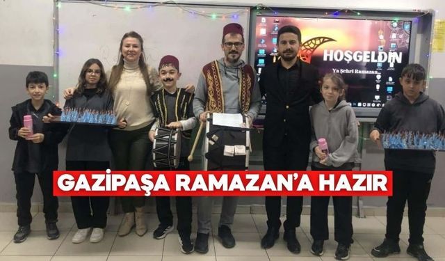 Bolu'da Öğrenciler Sınıfları Süsledi, Ramazan Köşesi Kuruldu