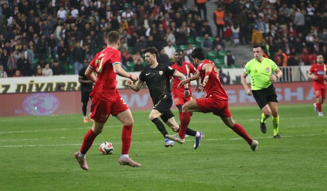BOLUSPOR DİYARBAKIR’DA AĞIR YENİLGİ ALDI
