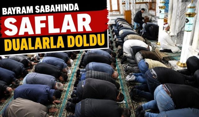 Bayram Namazında Camiler Doldu Taştı
