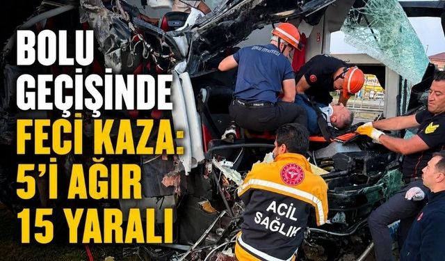 Bolu TEM'de Yolcu Otobüsü Kaza Yaptı, 5'i Ağır 15 Yaralı