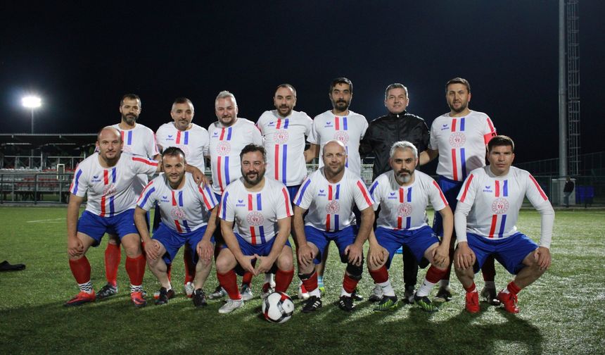GENÇLİKSPOR, SULTANBEYKÖY'Ü FARKLI GEÇTİ: 9-3!